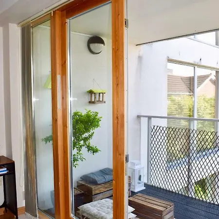 Tranquil 1 Bedroom Flat On River Dodder *