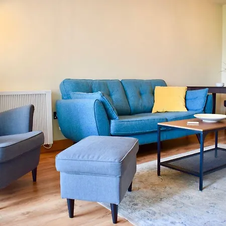 Tranquil 1 Bedroom Flat On River Dodder * Dublin