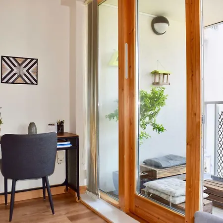 Tranquil 1 Bedroom Flat On River Dodder Apartment *
